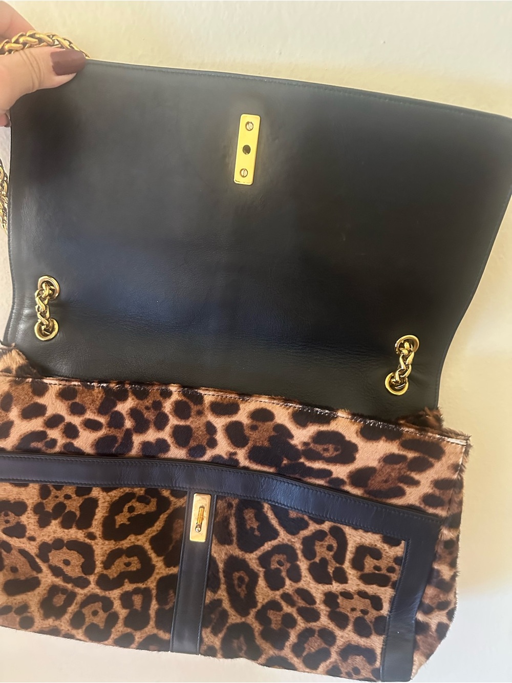 Christian Louboutin sweet charity Leopard Print Shoulder Bag with Gold Chain - Picture 4 of 9